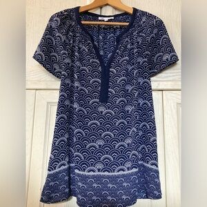 DR2 Navy blue white pattern short sleeve blouse